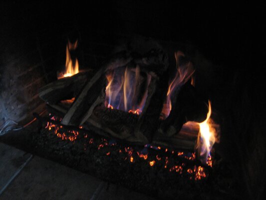 Pic of log simulation burning gas.